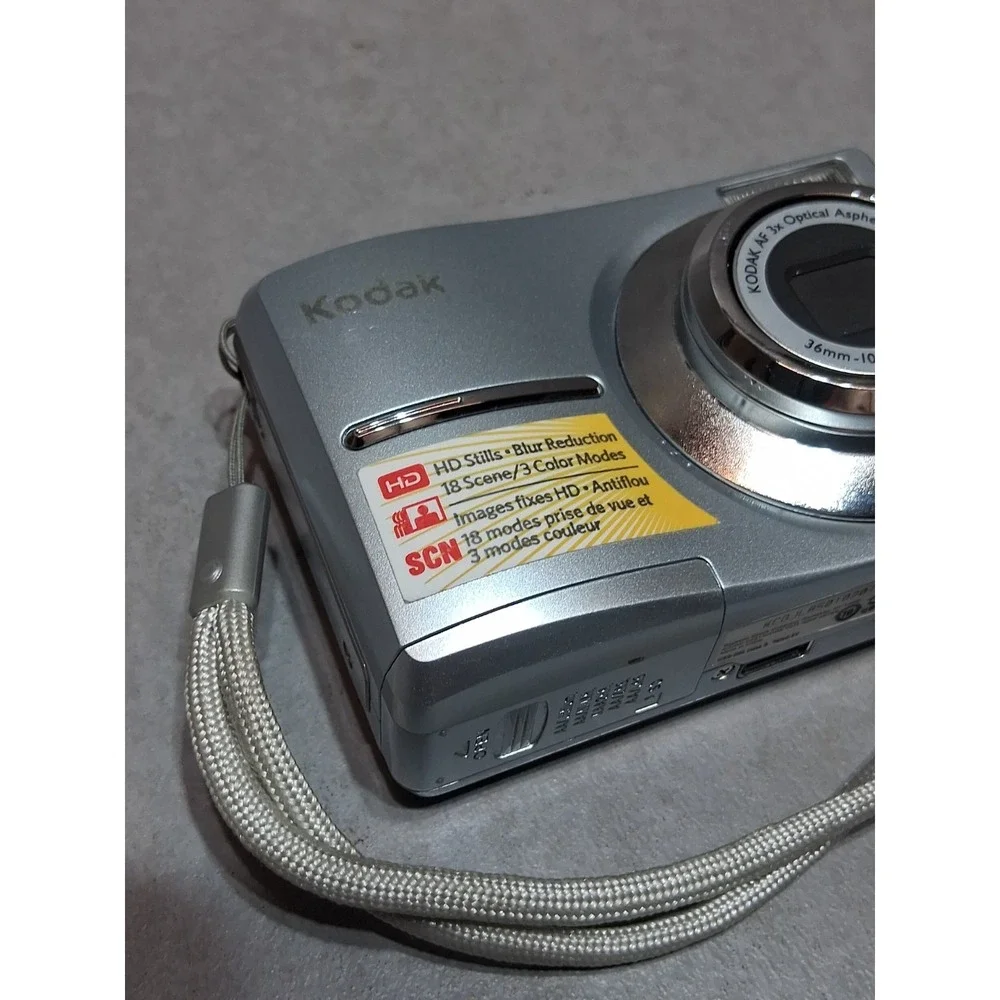 Kodak EasyShare C913 9.2MP Digital Camera w/2GB SD Card | TESTED